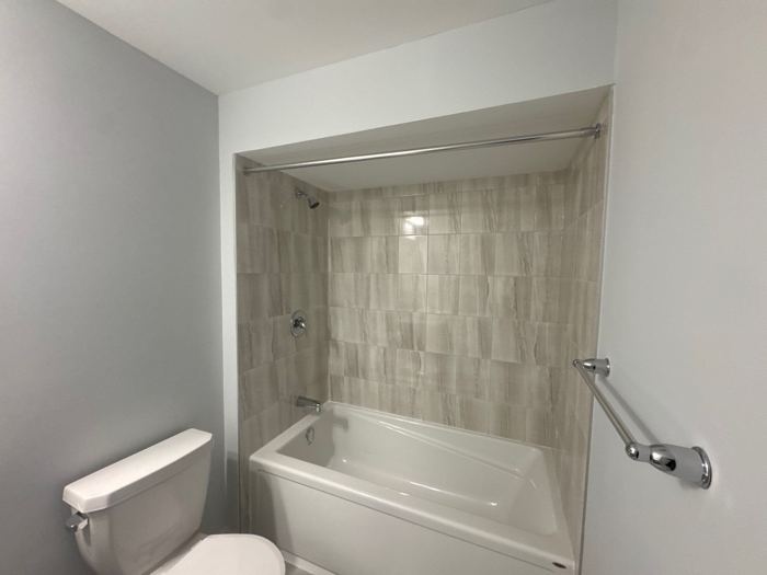 Bathroom - tub surround